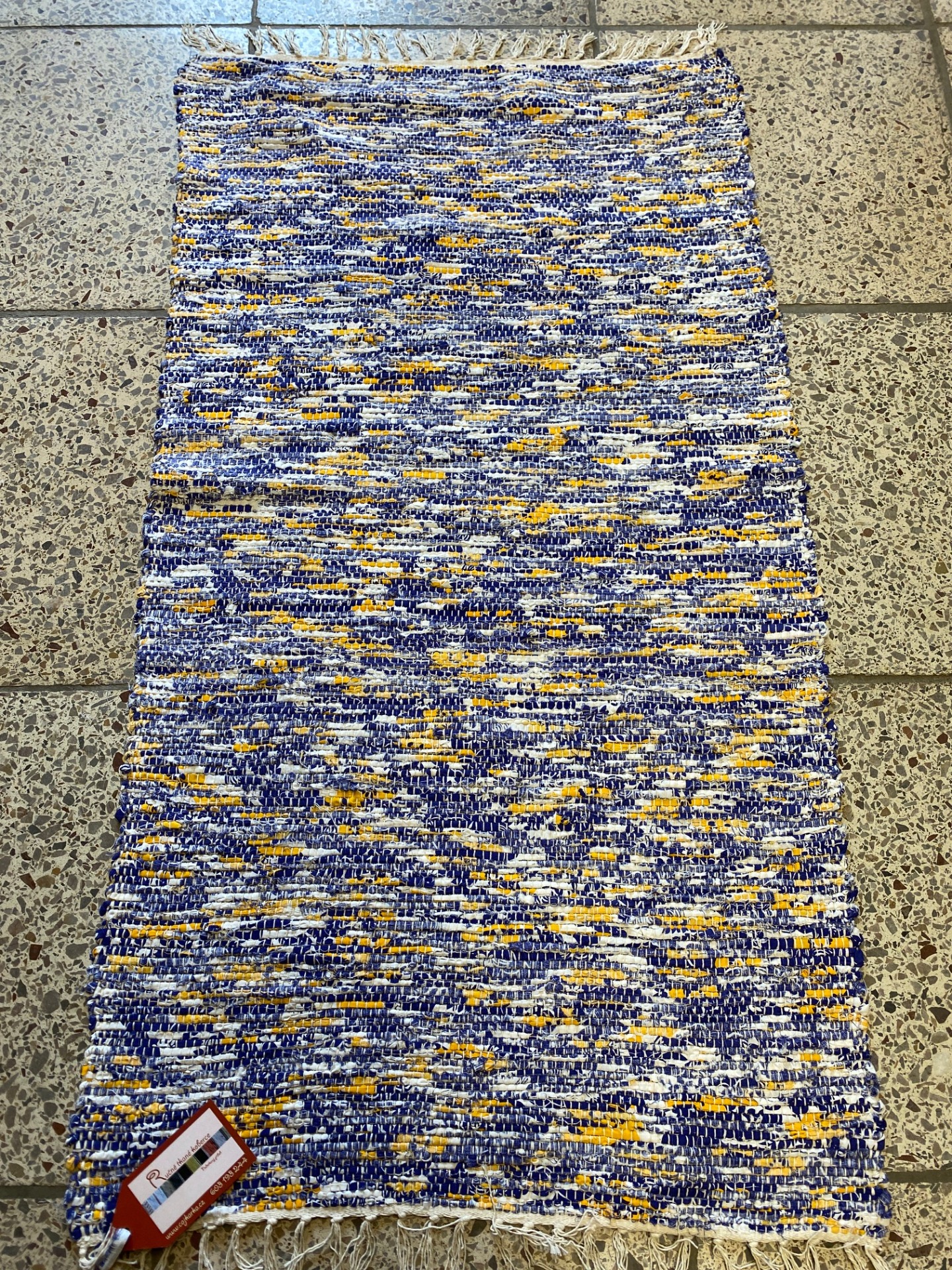 Tenhle kobereček může být váš.